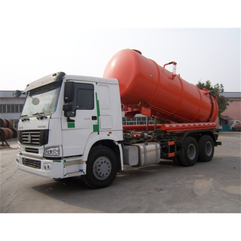 Sinotruk Vacuum Sewage Suction Truck New Septic Tank Vacuum Sewage Suction Truck