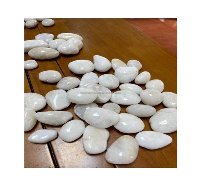 Highly Polished White Natural Stone Cobble Pebbles Loose River Stone for Garden Landscaping