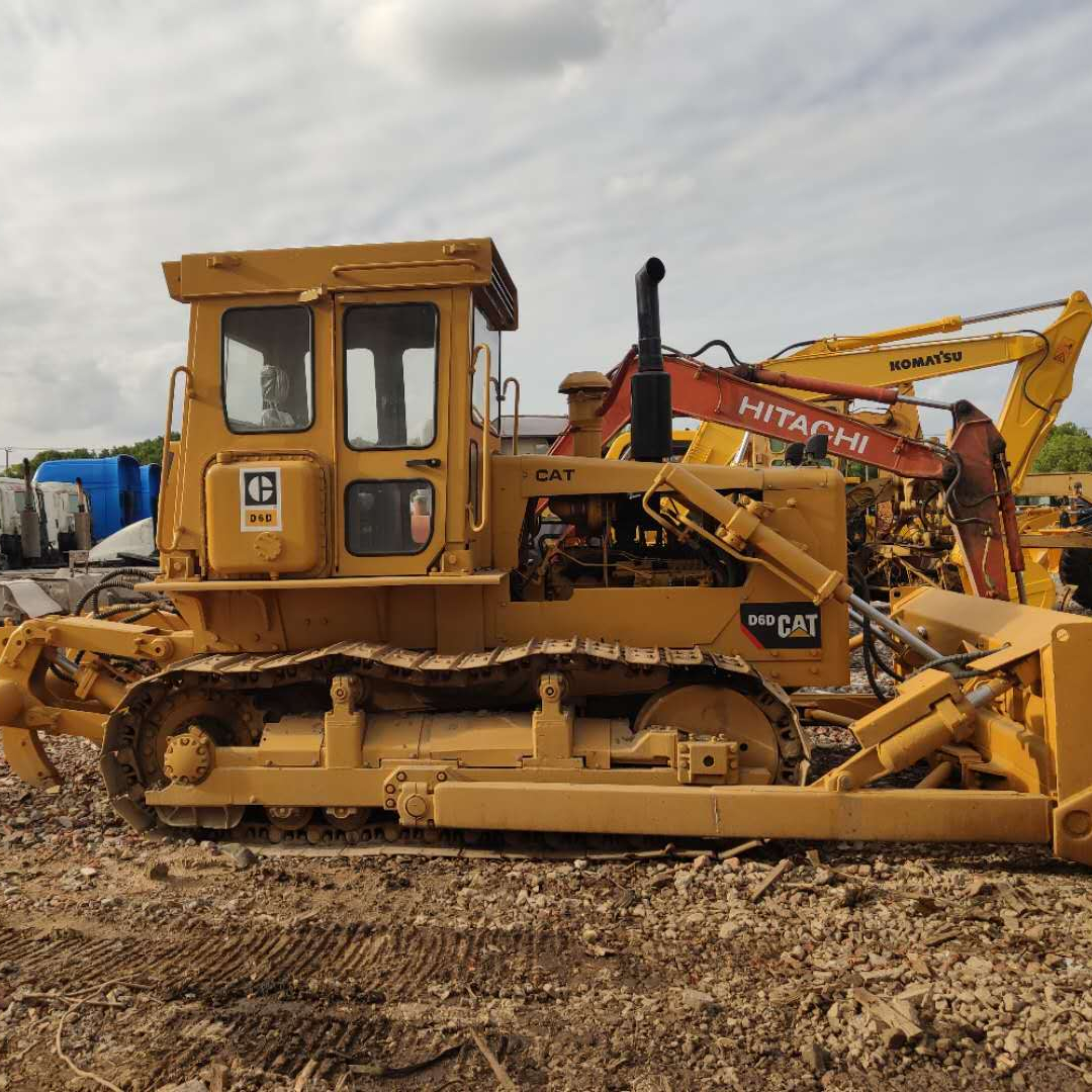 Bulldozers Used D6D bulldozer made in Japan Second hand original D6D Dozer