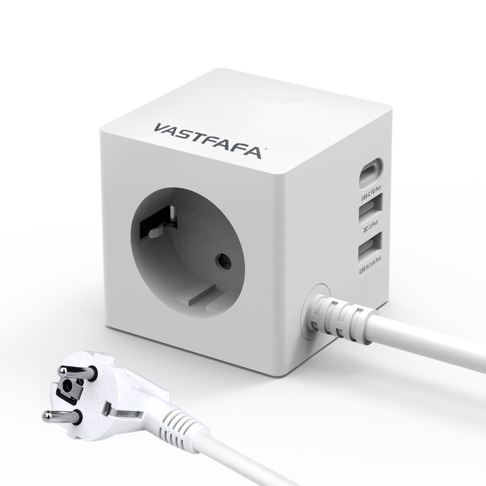 3 USB-порта 1 Европейская розетка PowerCube