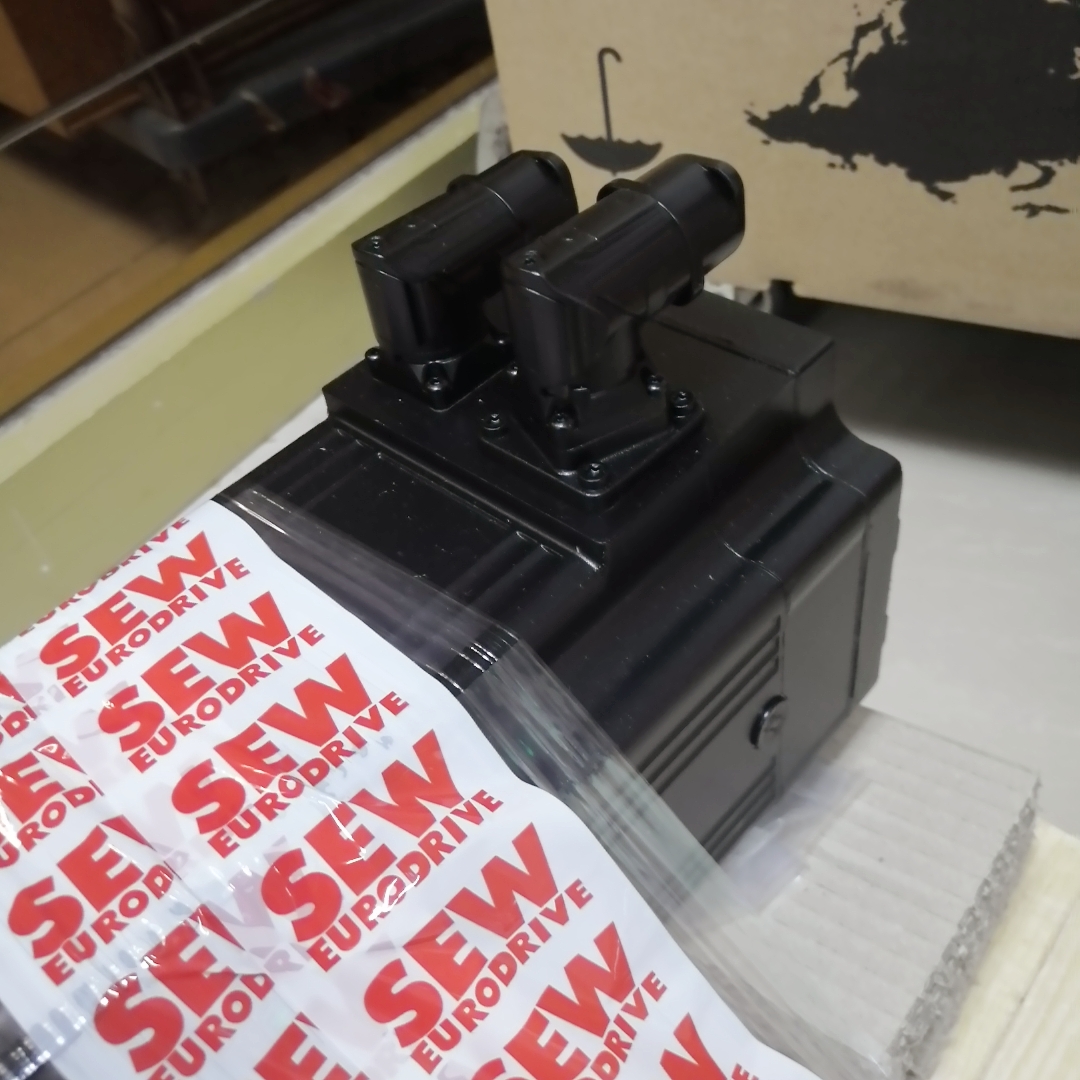 SEWing EURODRIVE Servo Reducer Model K77 CMP80M BP KY AK0H SB1 Geared Motor