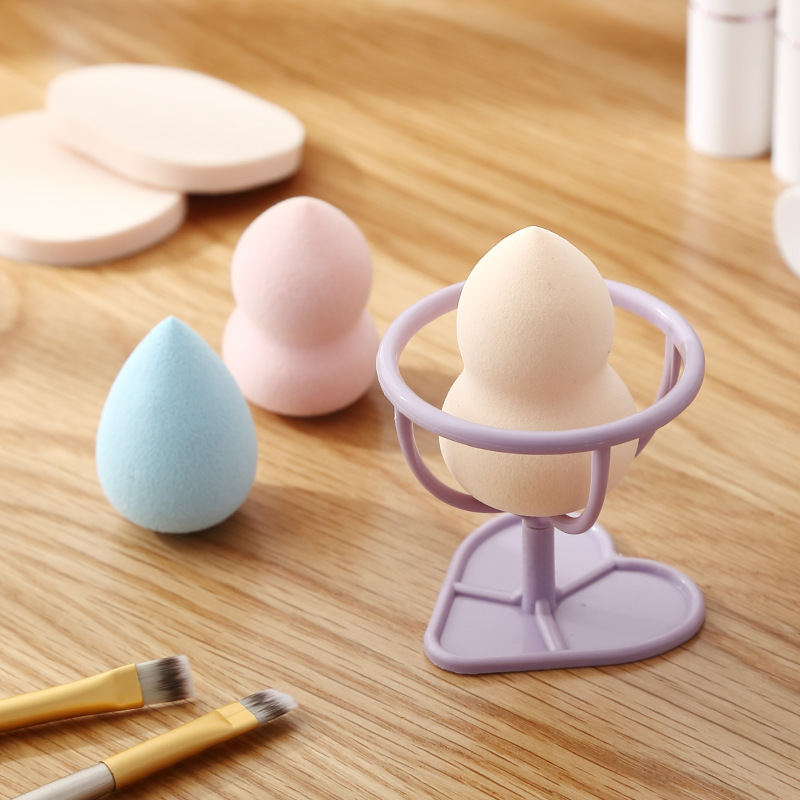 Hot Selling Cosmetic Plastic Beauty Drying Stand Makeup Puff Holder Makeup Sponge Holder