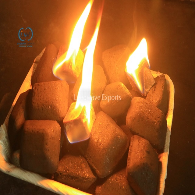 Best Quality Solid Fuel Brown Wax and Sawdust cubes Fire Starters