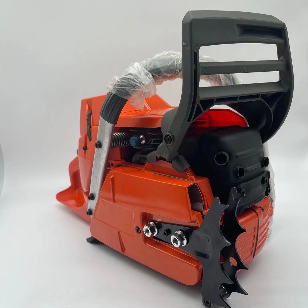 Бензопильный двигатель Hus372 70.7cc