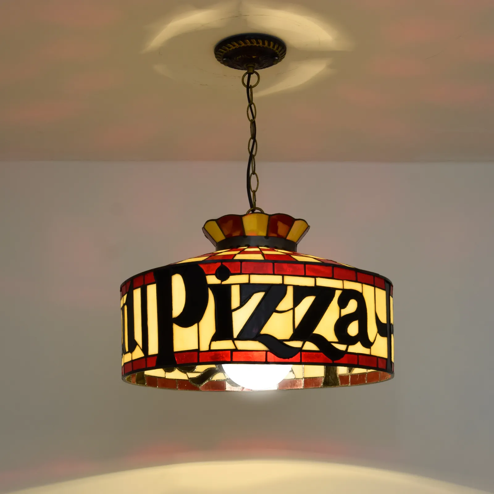 Подвесная стеклянная лампа для пиццы в стиле Тиффани