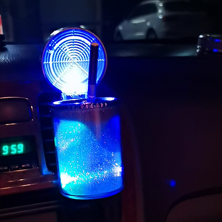 Giver cheap ashtray portable pocket holder flip lid cover smart LED light up bling cigarette cigar car plastic ashtray