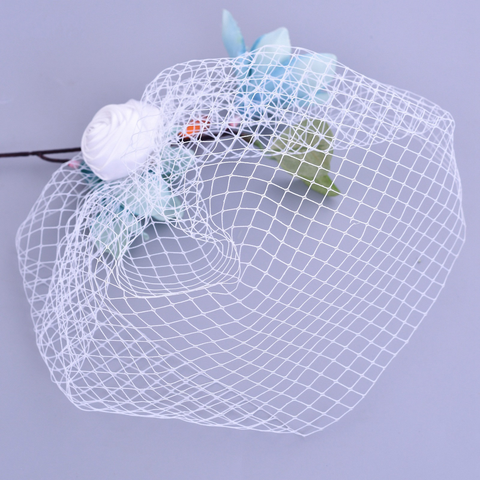 Retro Rose Flower White Blusher Veil Bridal Veil & Comb One Layer Mesh Tulle Short Wedding Veil