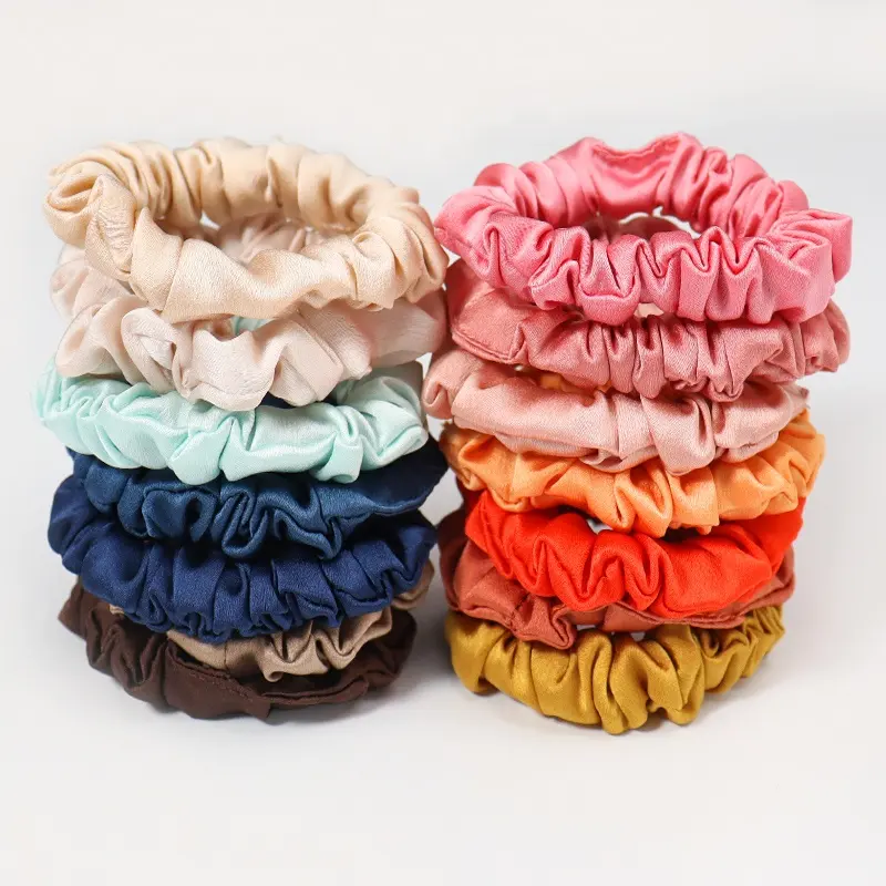 Wholesale High Quality Solid Color Satin Scrunchies Hair Ties Silk Nylon Inside Hair Band Scrunchy for women