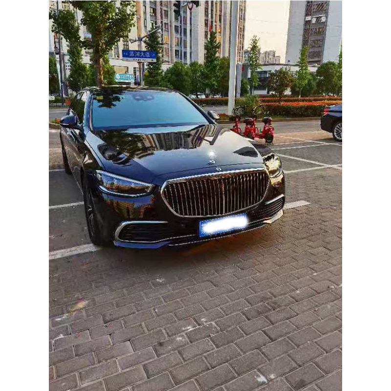 High quality auto parts grille is suitable for Mercedes-Benz W223