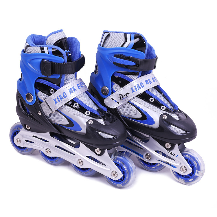 High quality flat shoes Professional flashing skates and skateshoes and rollerskates for kids