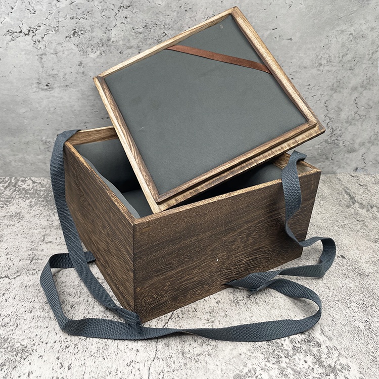 Factory Direct Supply High end luxury gift Crafts packaging wooden box Wholesale natural wood box with lid