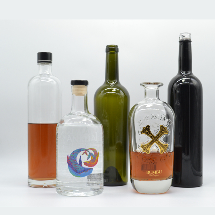 Хит продаж 2019, хрустальные бутылки для вина, бутылки для эфирного масла 750 мл, 700 мл, бутылка для водки и вина с винтовыми крышками