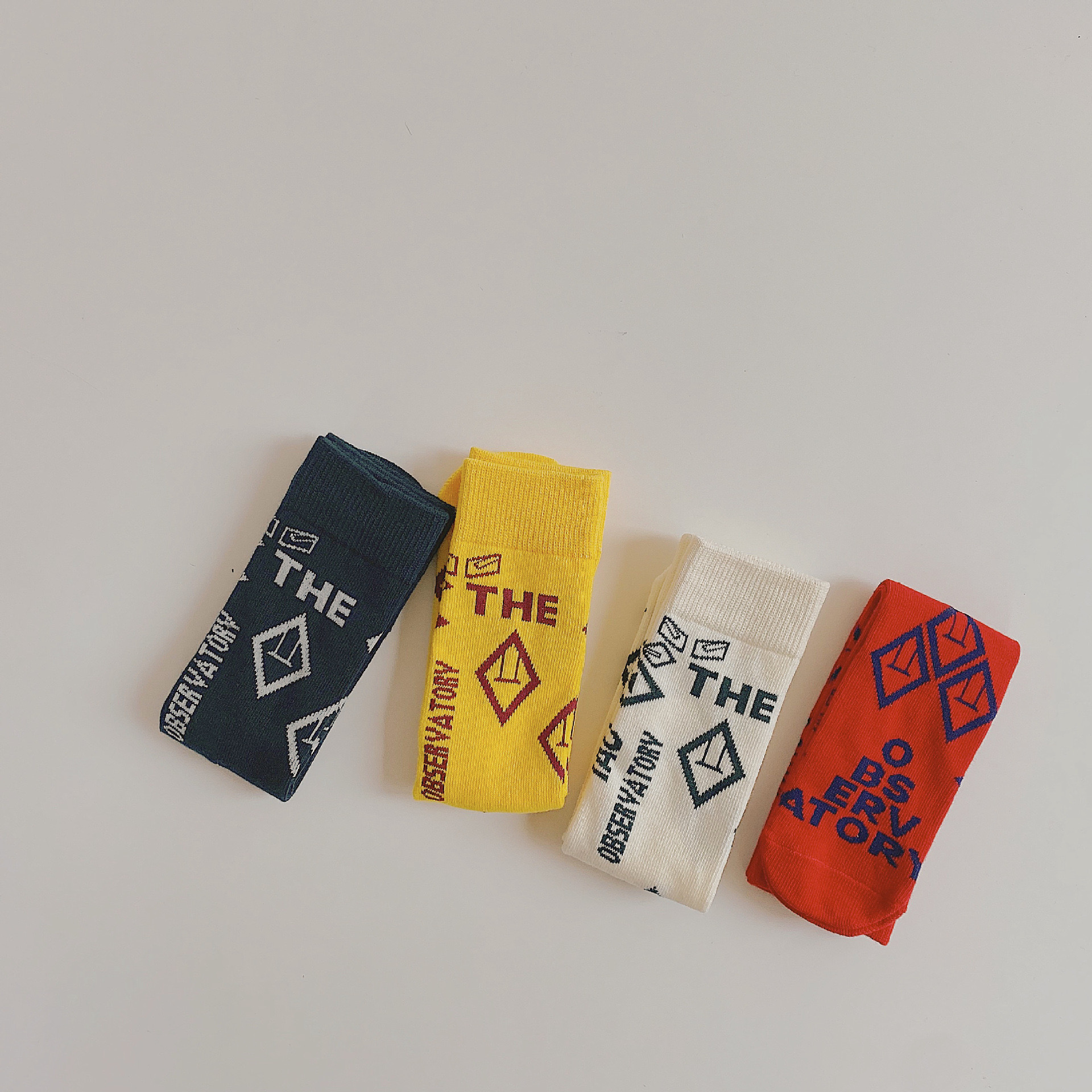 3-12 years old infants and toddlers knee-length non-heel socks free size retro square cotton socks