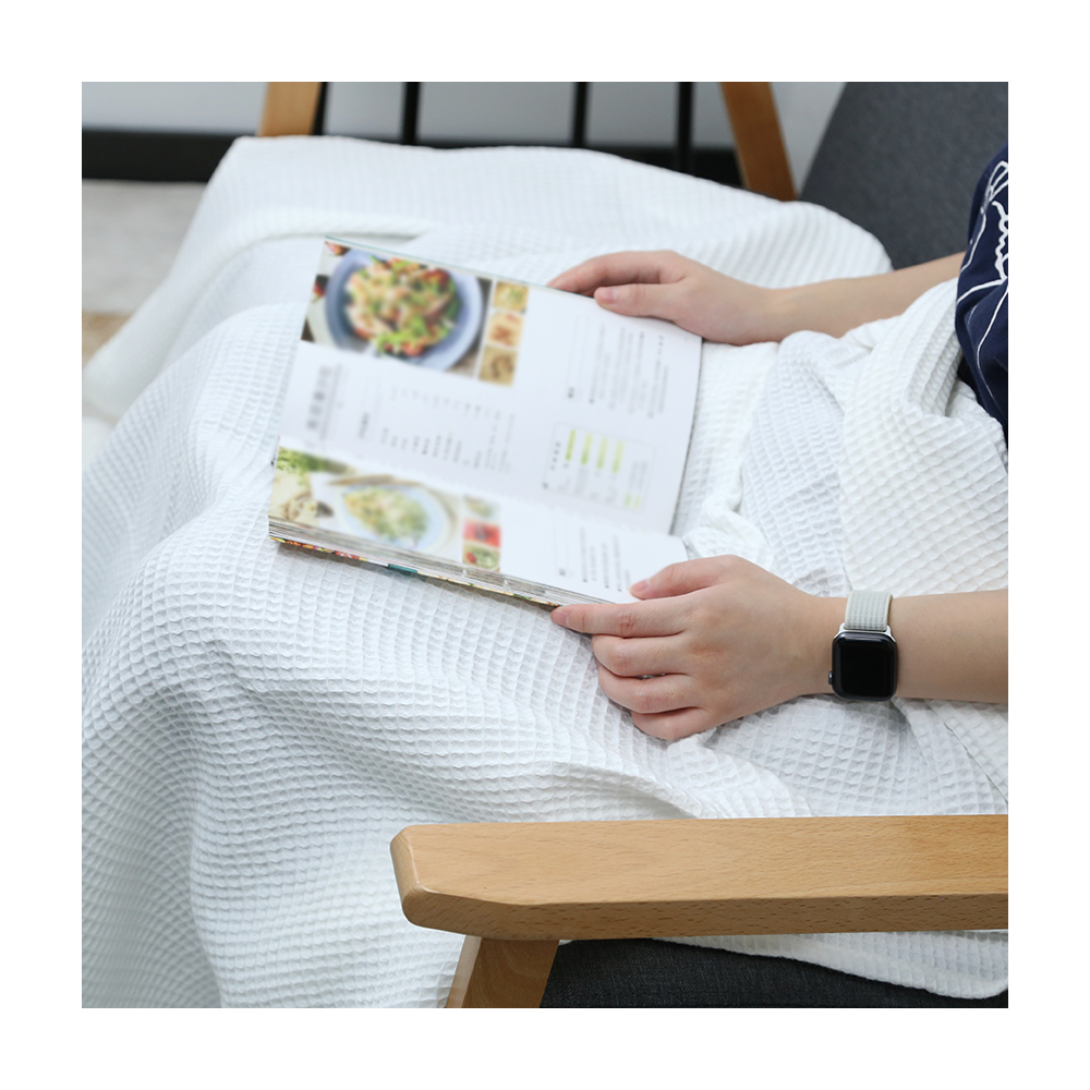 luxurious home europe style sofa 100% cotton knitted cozy graphic throw blanket