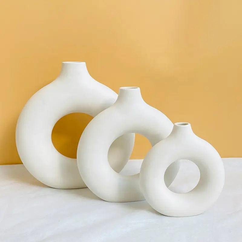 Low MOQ Cheap Custom Wholesale Circle Donut Wedding Unique Modern Nordic Flower Ceramic Vases For Home Decor