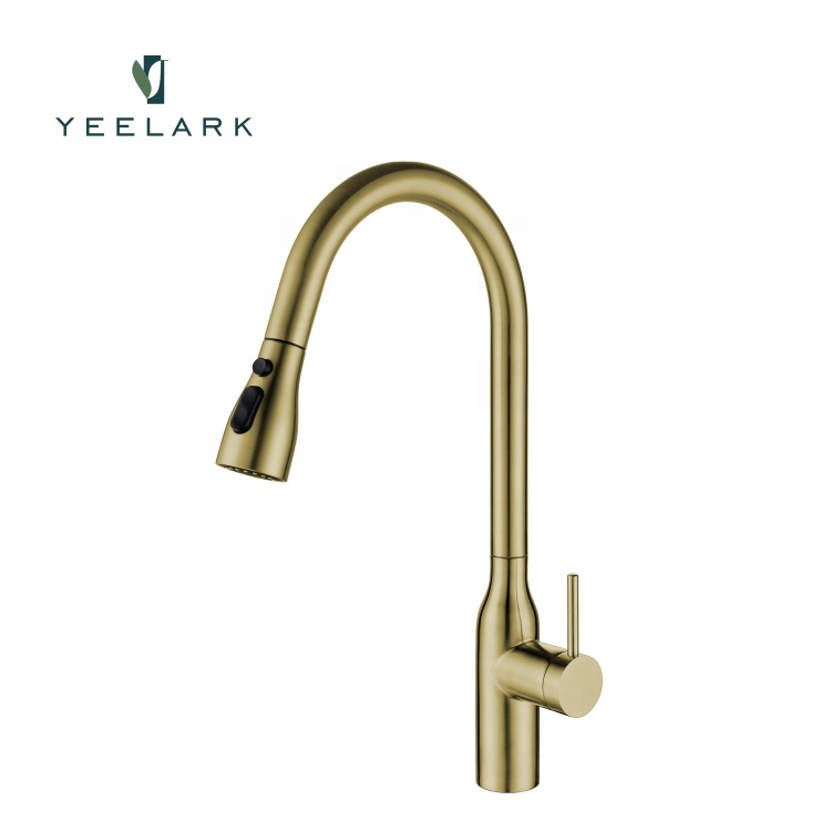 China Wholesale CUPC Magnetic Luxury Brush Gold Nickel Deck Mounted Pull Down Stainless Steel Kitchen Faucet
