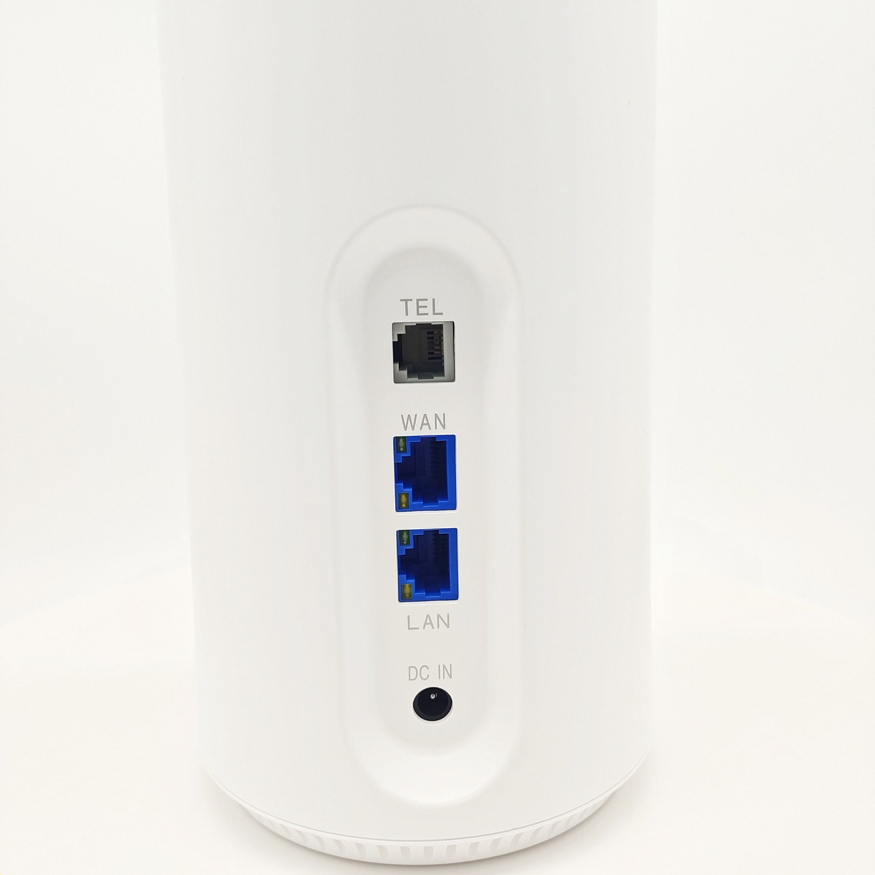 Qualcomm chipset 5G NR CPE factory Hot sale dual-band Gigabit port WIFI 6 2.4GHZ &5GHZ for smart house enterprise