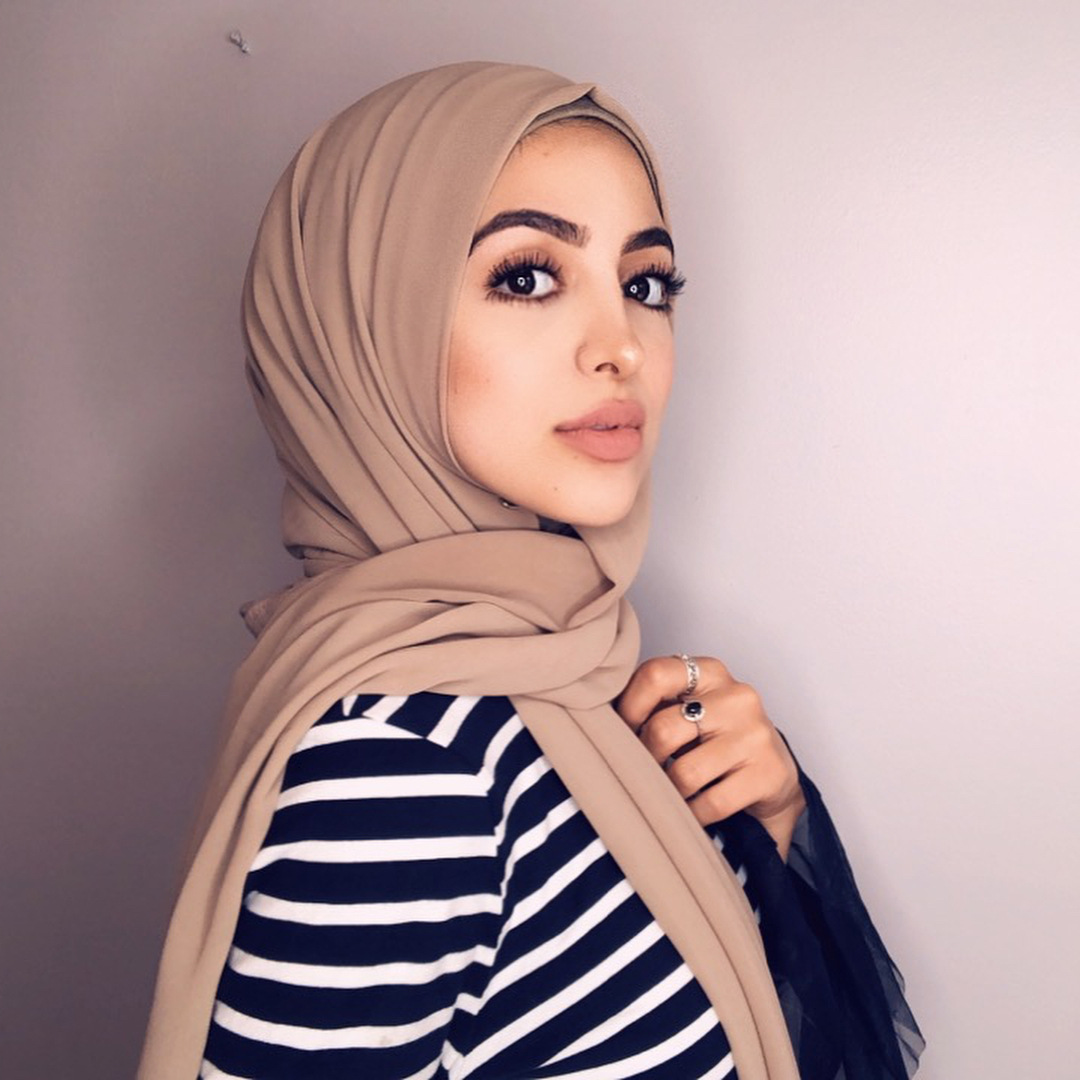 Оптовая продажа, много цветов, мусульманский Kuwaiti, булавки, теплый шифоновый женский хиджаб, трикотажный шарф из Индии