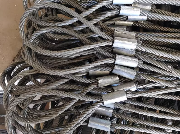 D4mm 5mm 6mm 8mm Steel Wire Rope For Construction Lifting Metal Building Materials With Wooden Pallets