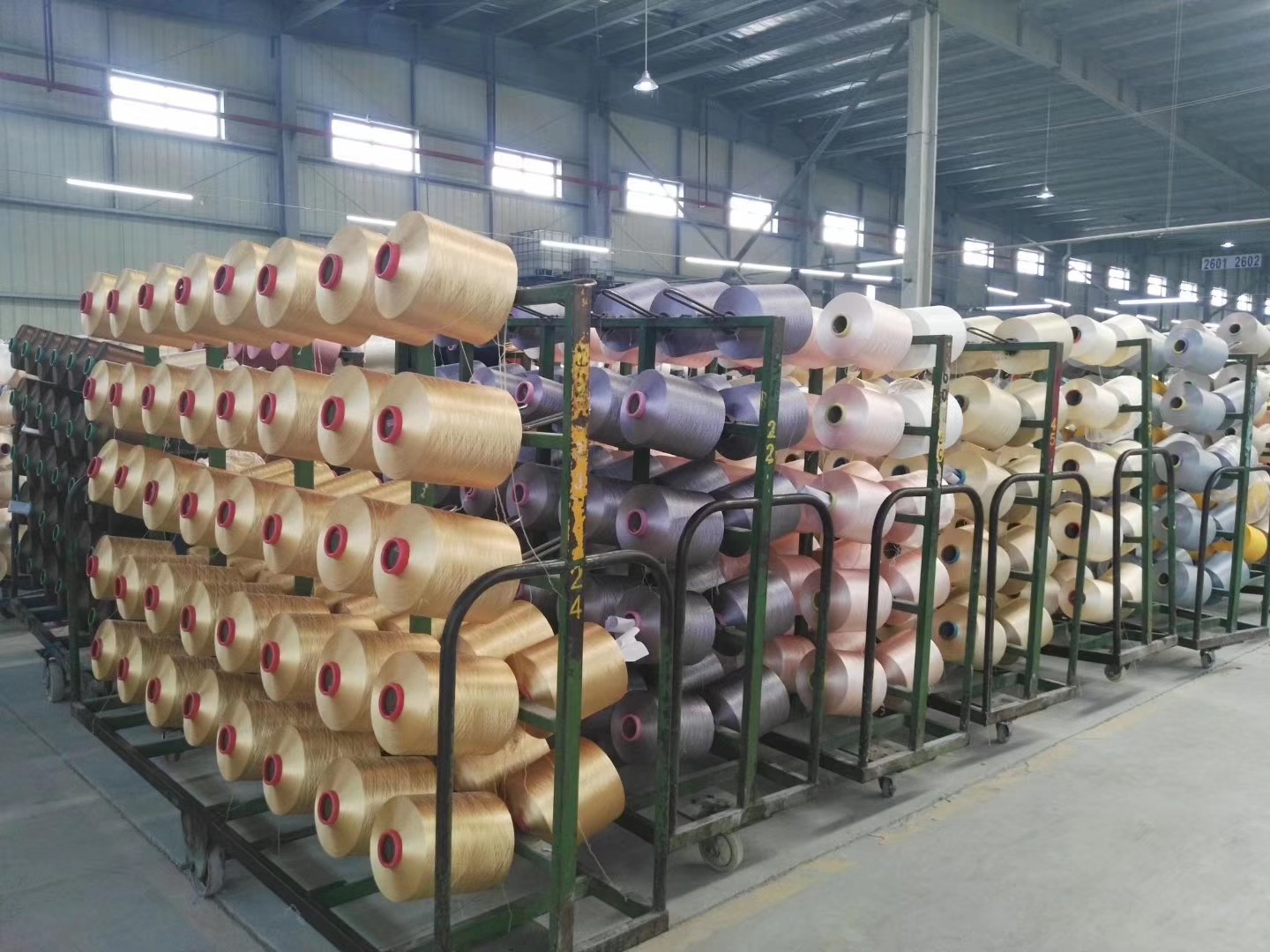 Новый продукт перерабатываемая пряжа текстурированная Полиэстеровая пряжа декоративная ткань