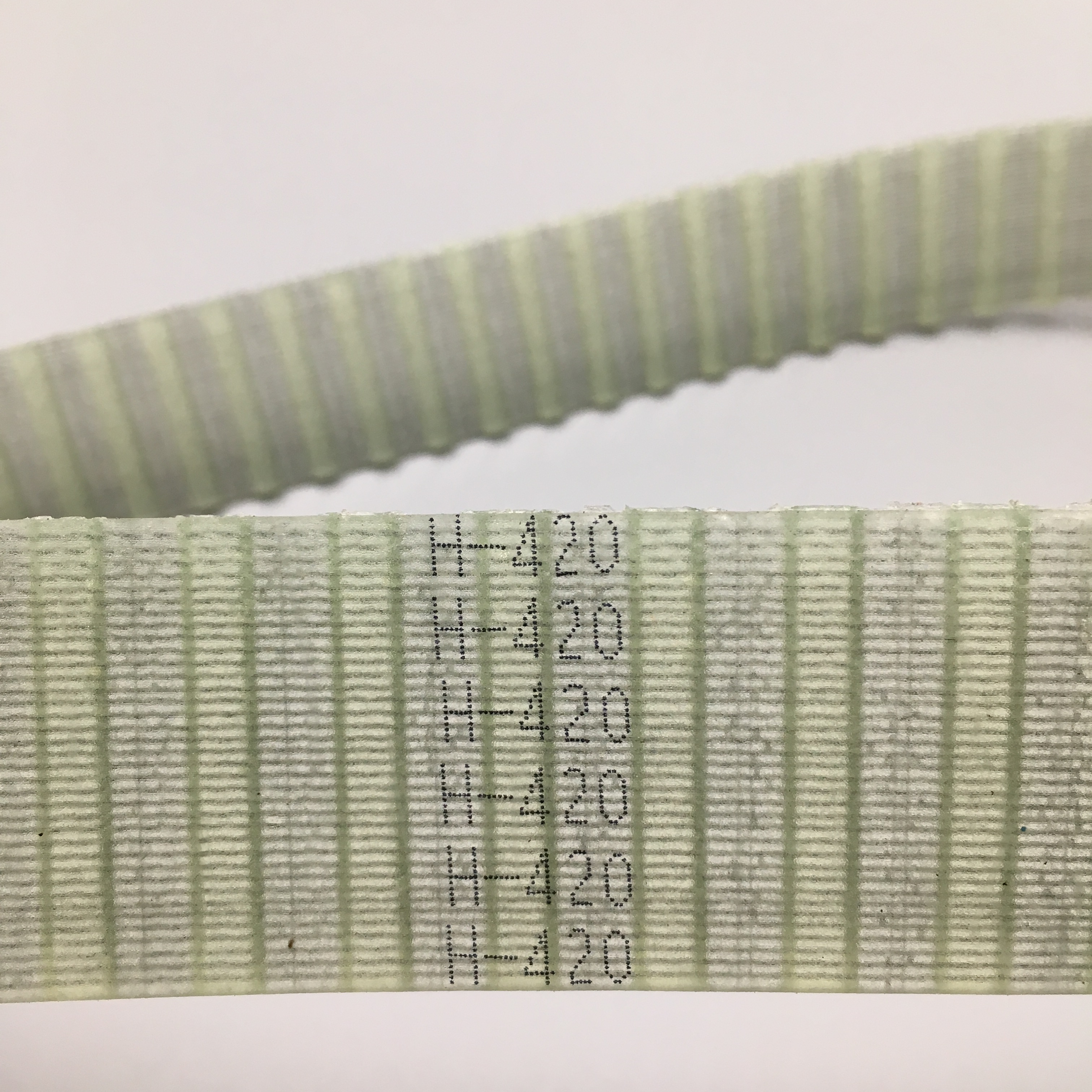 H420 Flex PU синхронный ремень действительно бесконечный со стальным шнуром