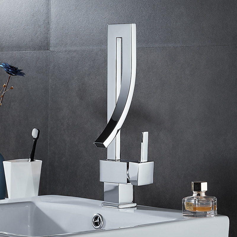 Modern new design Single Hole Single Handle Chrome Brass Faucet Water Taps Bathroom Wash vanity Mixers