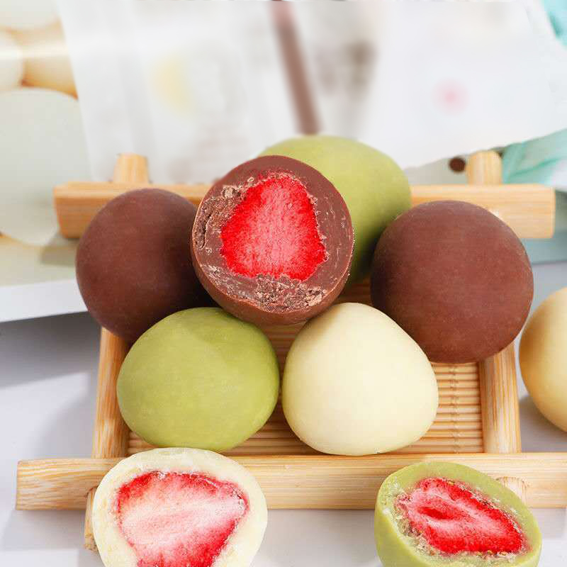 Direct Wholesale Freeze Dried Strawberry Chocolate Matcha  Milk Covered Coated Low Price