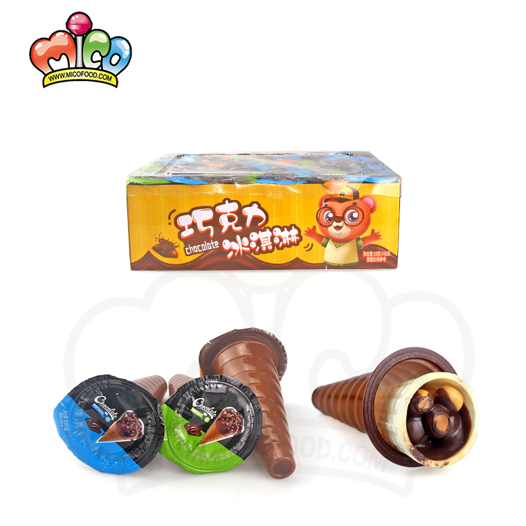 Шоколадное мороженое Choco cup, хрустящее печенье