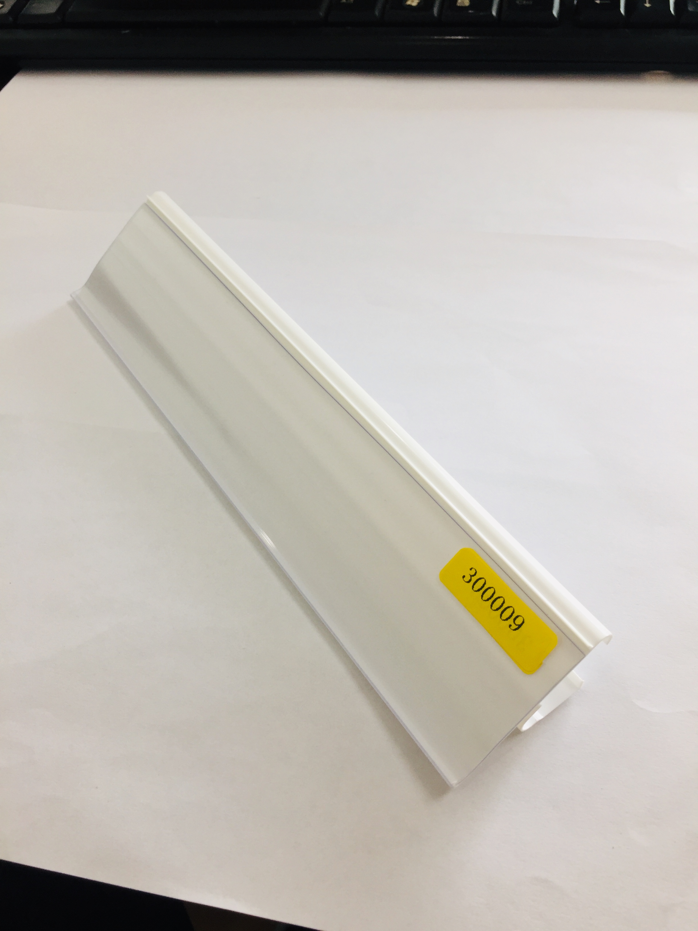 H39 MM Supermarket Retail Plastic Shelf Talker Price Edge Strip  PVC Channels for shelving
