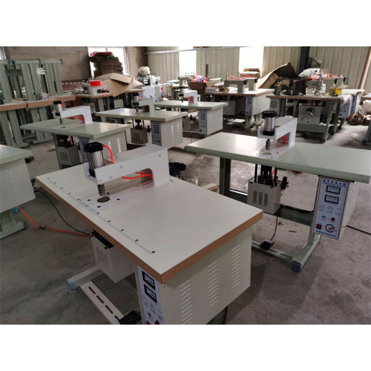 High Quality Cheap Price ultrasonic welding machine for medical cloth mask clothing sewing