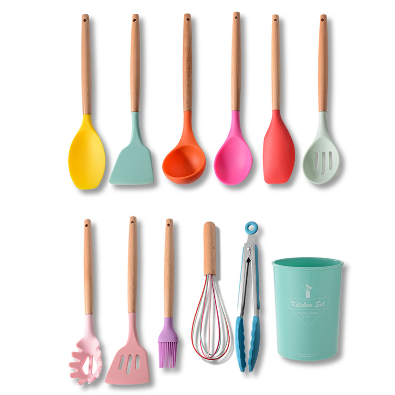 12 pieces Kitchen accessories BPA free Heat Resistant Non-stick wooden handle silicone cooking utensils set