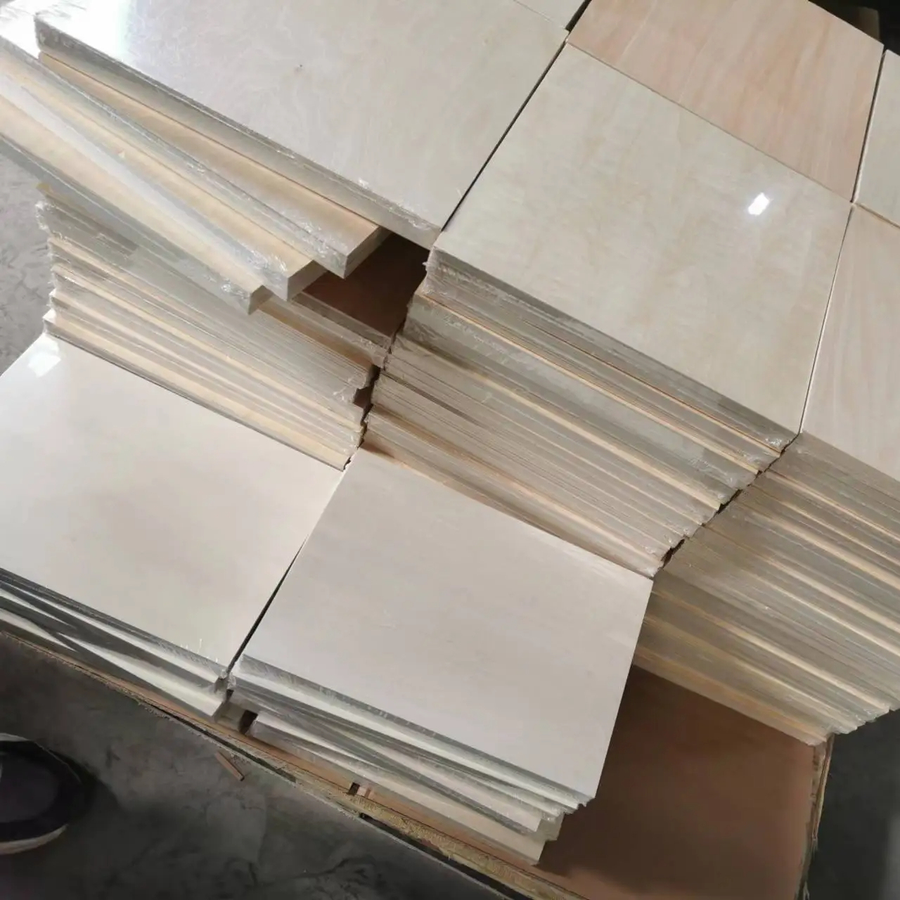 Wooden Material 12 * 12 * 1/8-Inch Basswood Plywood Basswoodplywood Wood Wood Burning Project