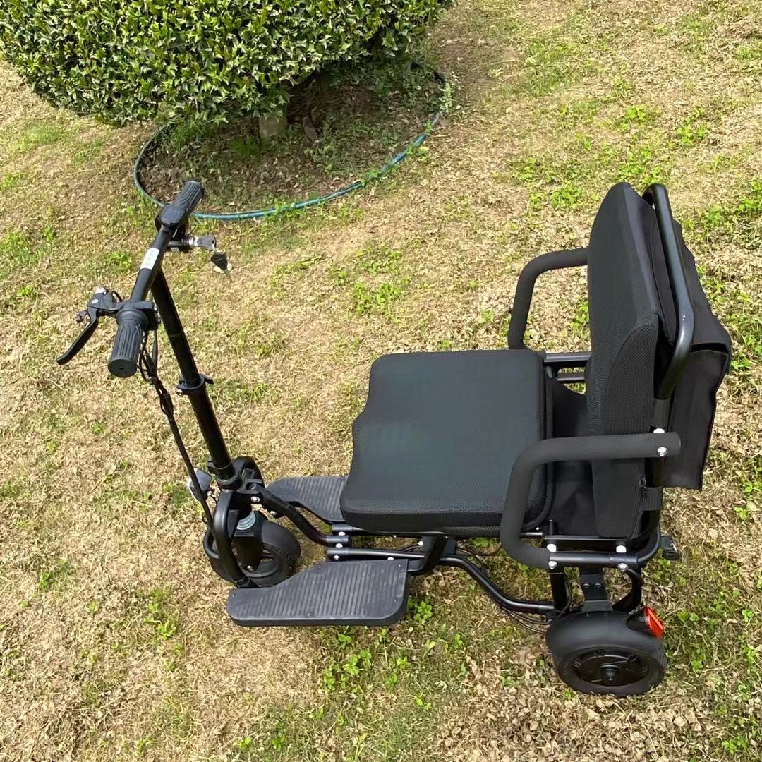 8 inch 3 Wheels Waterproof Recreational Folding Electric Tricycle Power Wheelchairs