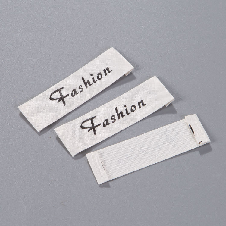 Wholesale high quality Fashion Garment Woven Labels For Clothing Manufacturer