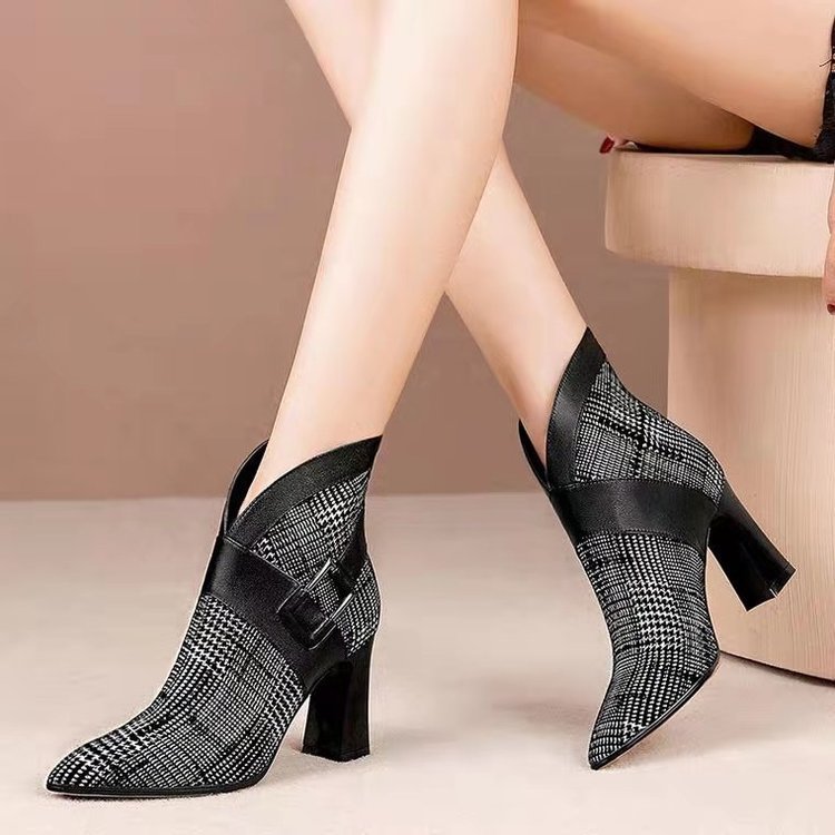 Autumn and winter new style short boots Women's fashion thick heel high heel women's leather short boots