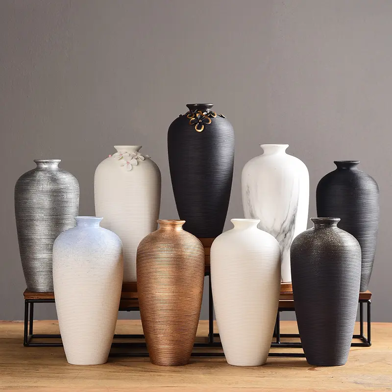 China Factory Nordic Style White Ceramic Flower Vase with Reactive Glaze Tabletop Vases Home Decor