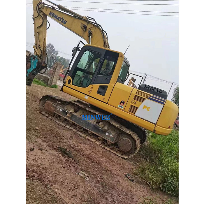 KOMATSU Middle-sized Excavator PC200-8 Used PC200 Excavators USED PC200-8 HYDRAULIC EXCAVATOR