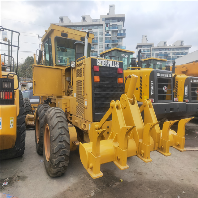 Подержанный Грейдер CAT moter 140k Caterpillar 140K