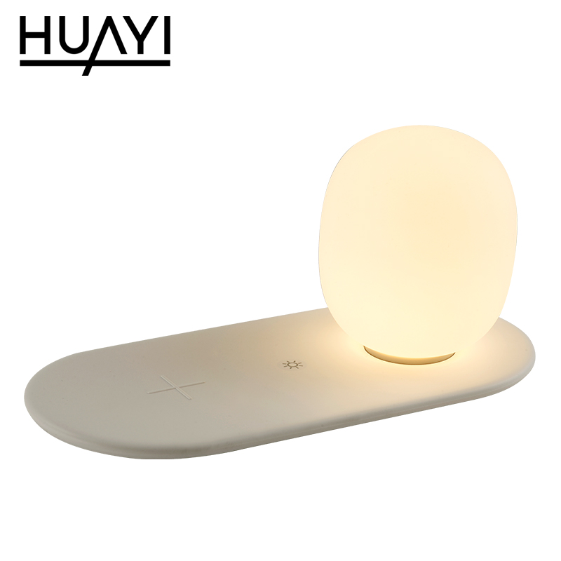 HUAYI, оптовая продажа, современная светодиодная настольная лампа для спальни, мобильного телефона с беспроводной зарядкой и регулируемой яркостью