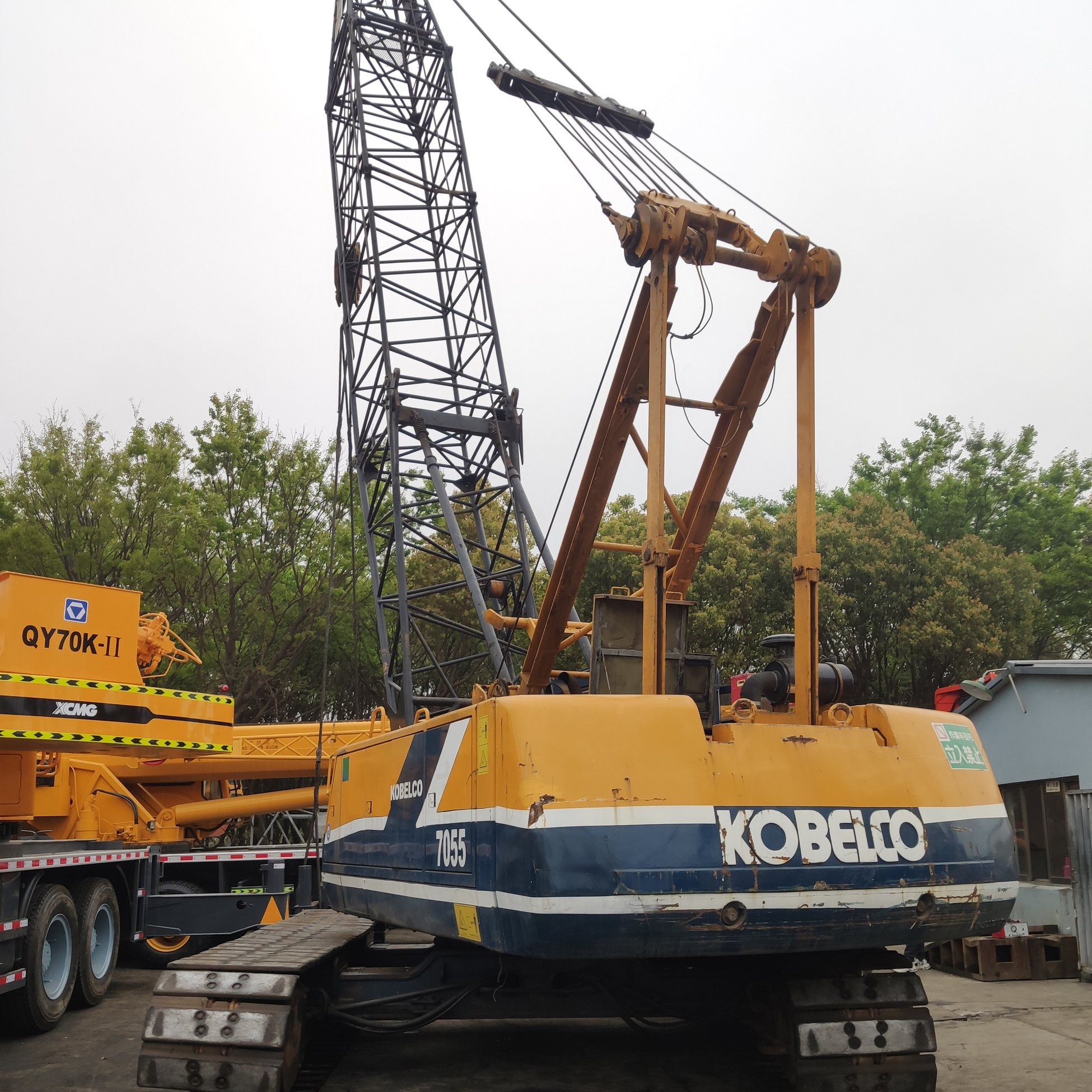 55 ton kobelco 7055 crawler crane original Japan good condition crawler cranes