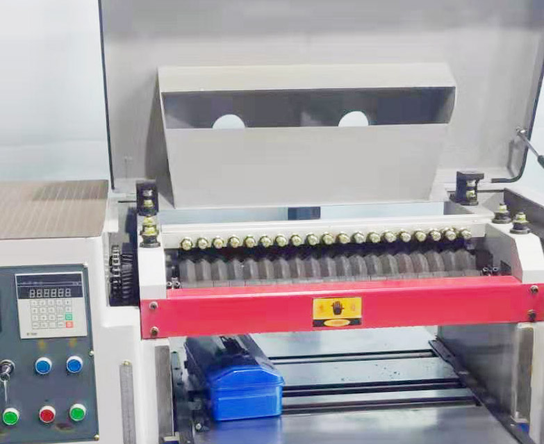 SAGA hot sale Industrial woodworking automatic digital display wood working thinknesser thickness planer