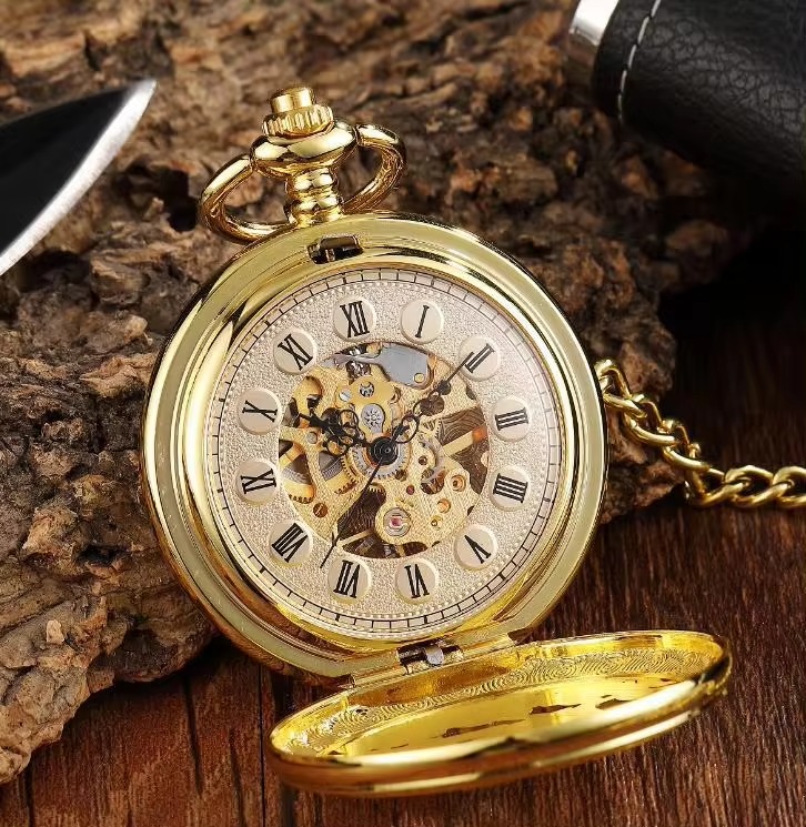 Fashion Deer Hollow Carved Hollow Flip Manual Mechanical Pocket Watches Christmas gifts Mechanical Pocket Watch for men reloj