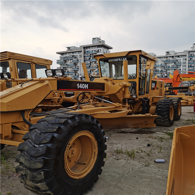Подержанный Грейдер CAT moter 140H Caterpillar 140H