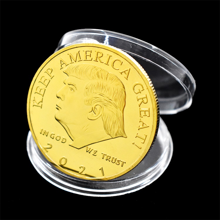 2021 год, в памятном круге 45-го президента США Дональда Трампа, золотые серебряные монеты