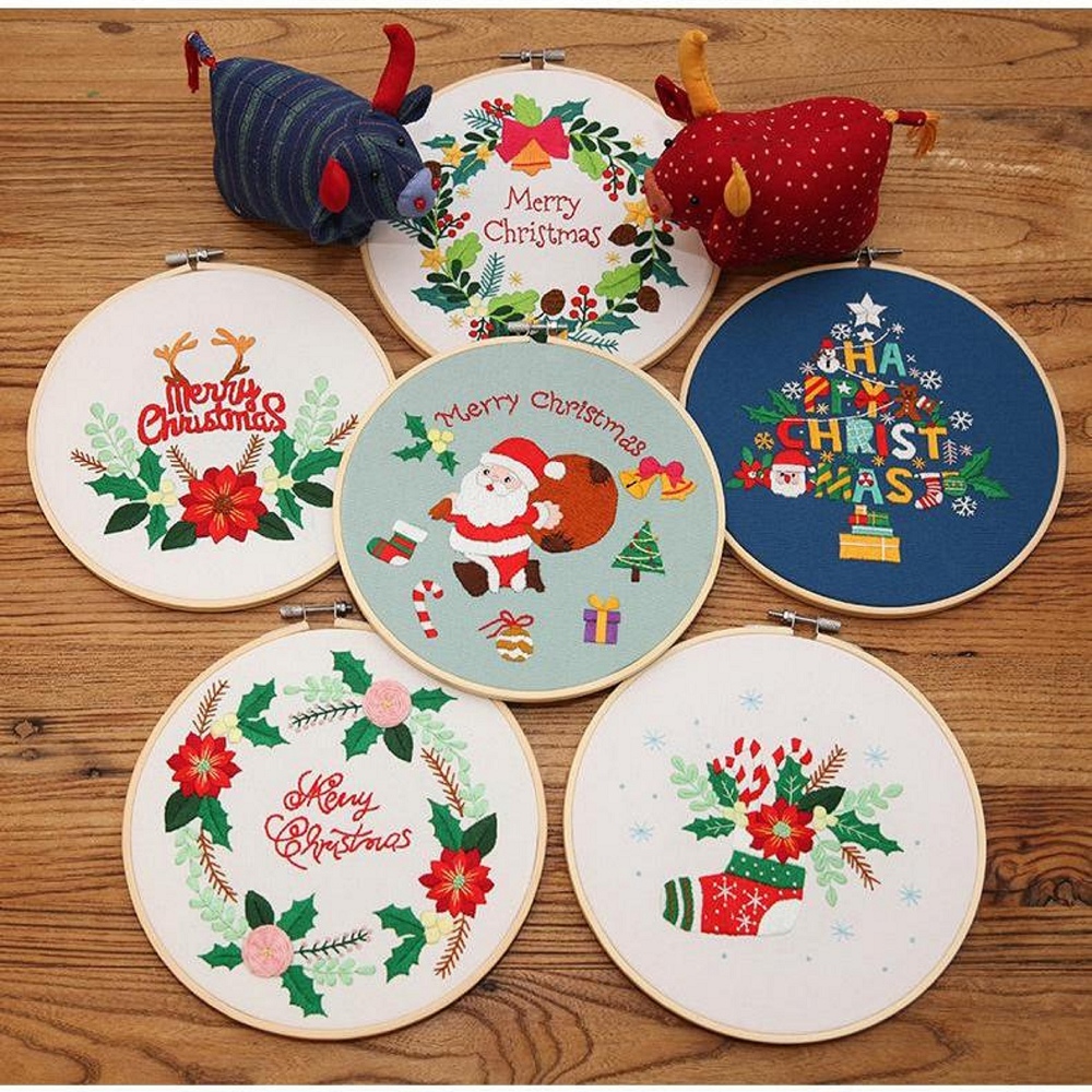 Christmas Embroidery Kits Gift with Hoop, Thread, Needlest, DIY Craft for Beginner, With English instruction