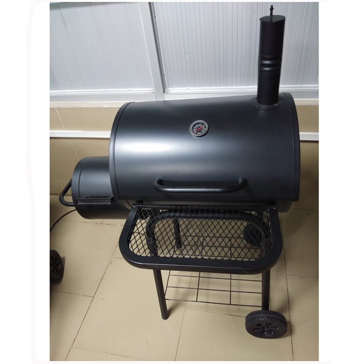 Hot Selling Built-in temperature gauge Smoker Black Barrel Charcoal Grill outdoor