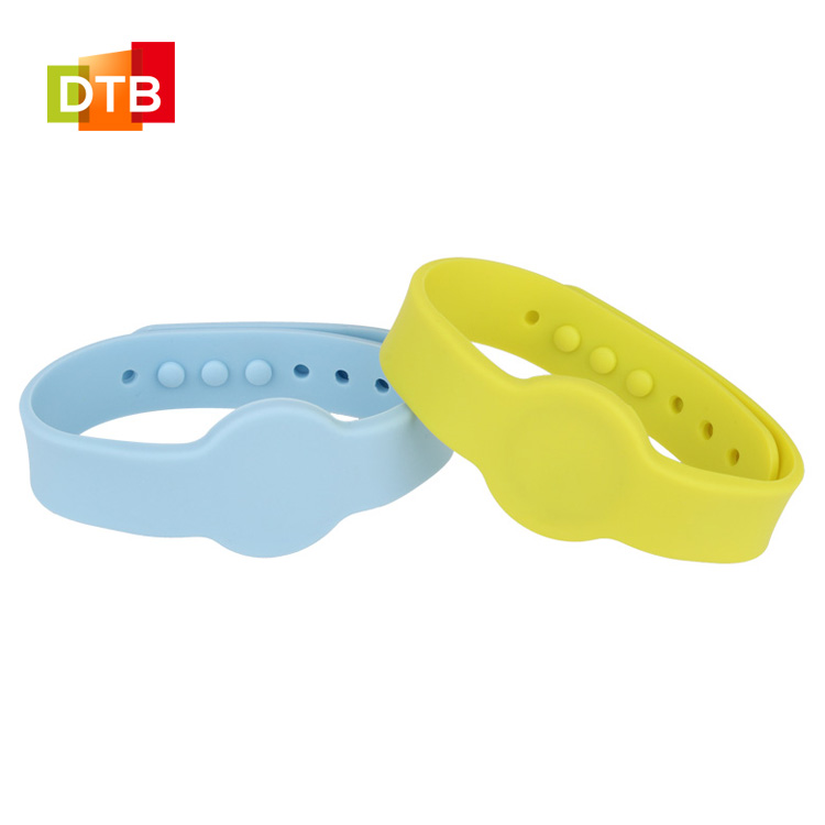 DTB 13.56mhz Adjustable RFID Bracelet NFC Silicone Wristband