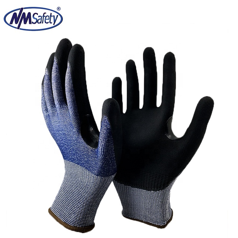 NMSAFETY Max cut oil resistant NBR micro foam with non slip grip work glove