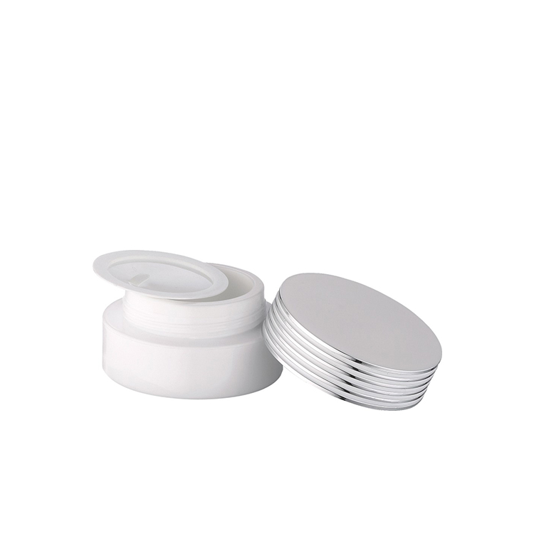White glass cosmetic packaging with silver aluminum lid 30g 50g 100g ceramic jars with lids for facial cream