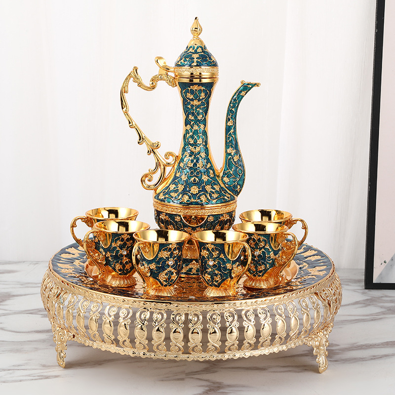 2021 New Home Deco Gifts European Design Metal Decoration Handicrafts Wine Set
